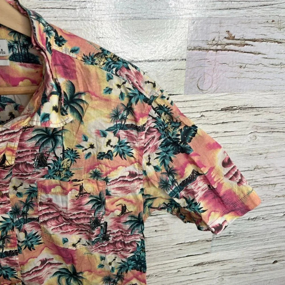 Billabong floral button down shirt men’s  tee size small pink - Picture 5 of 8